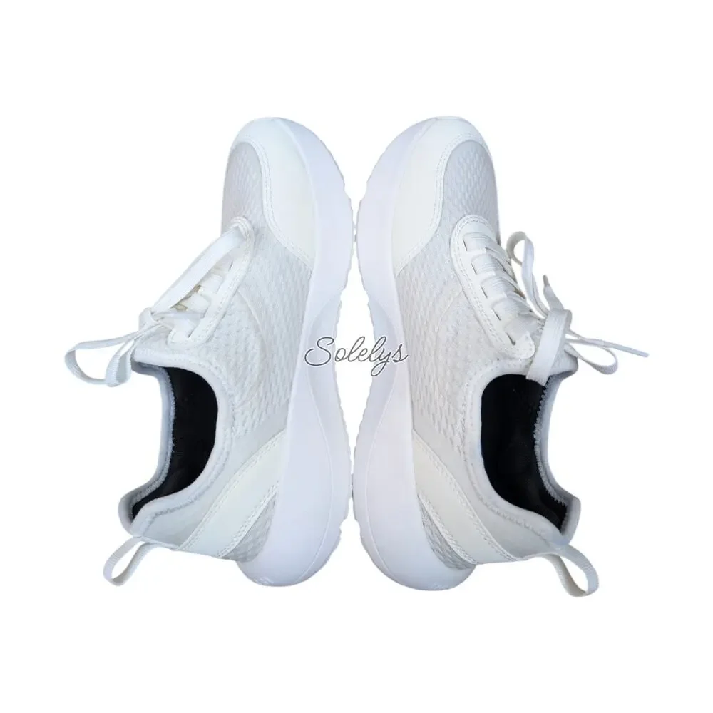 Vessi Pacific Womens 7 White Waterproof DymaTex Knit Lace Up Lightweight Sneaker